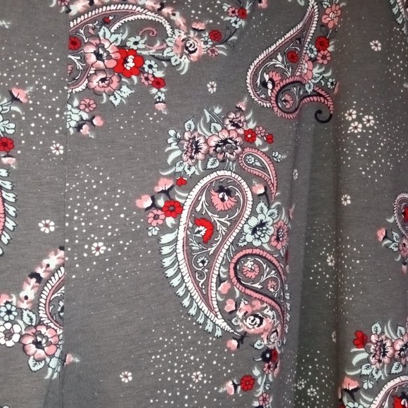 NWT C Est 1946 Brand Gray Paisley Leggings XL - Picture 2 of 9